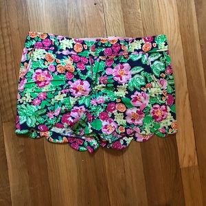 Lilly pulitzer scallops shorts